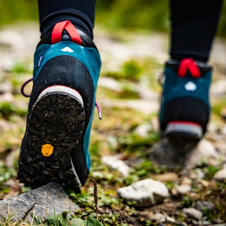 BUTY TREKKINGOWE Alpinus Peneda Mid HDTX