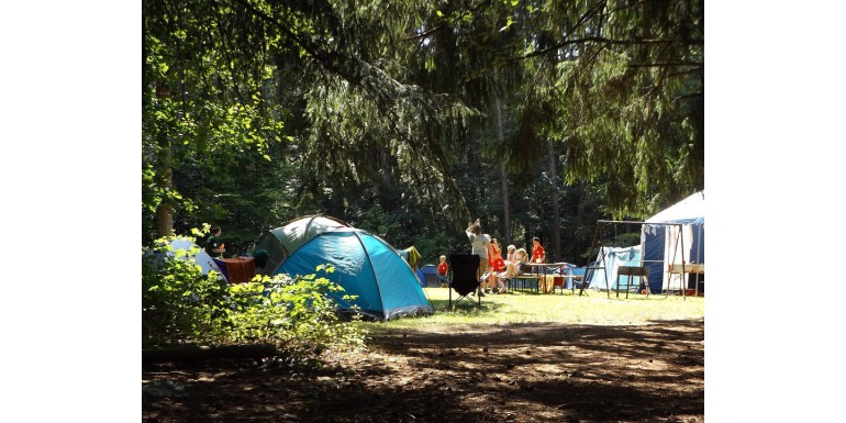 Jak wybrać perfekcyjne miejsce na camping?